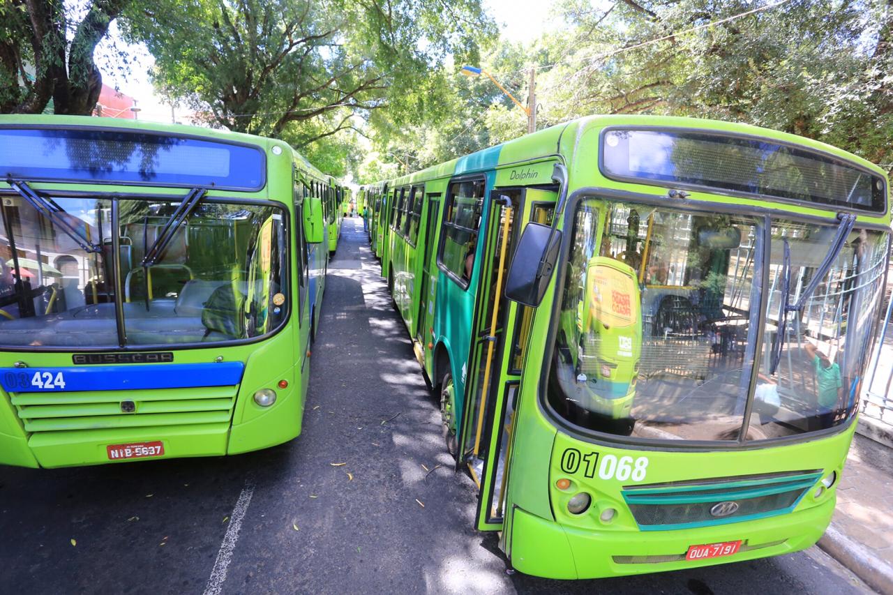 Paralisação dos motoristas e cobradores de ônibus em Teresina