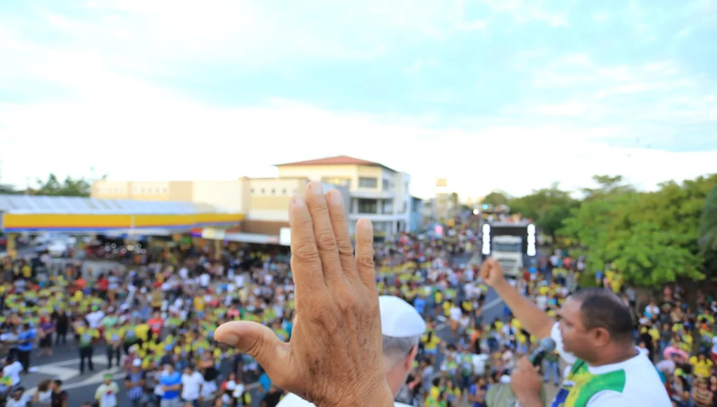 A marcha iniciou na tarde desta quinta-feira (31)