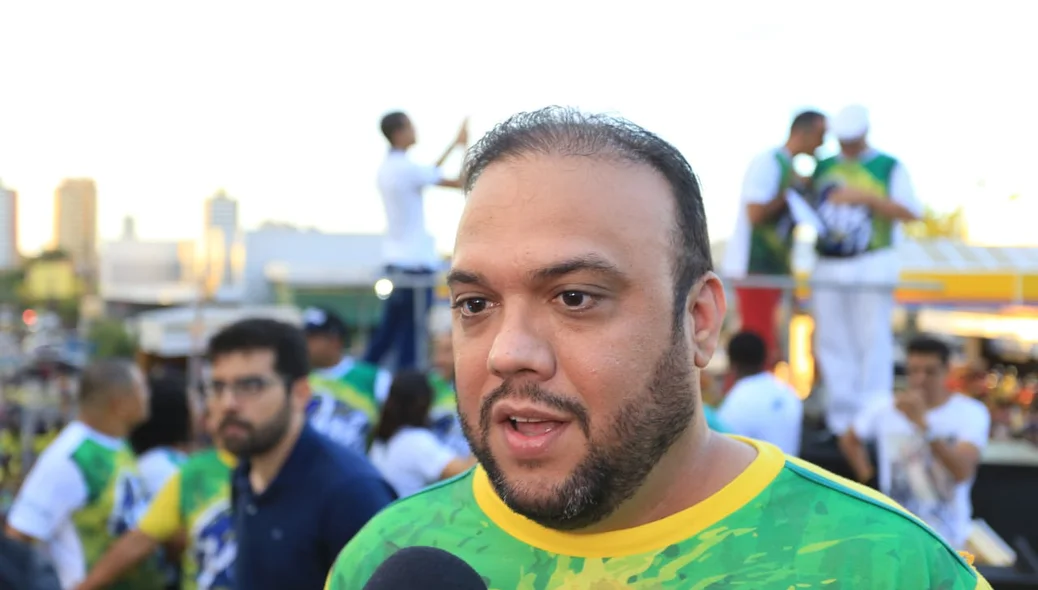deputado Ziza Carvalho