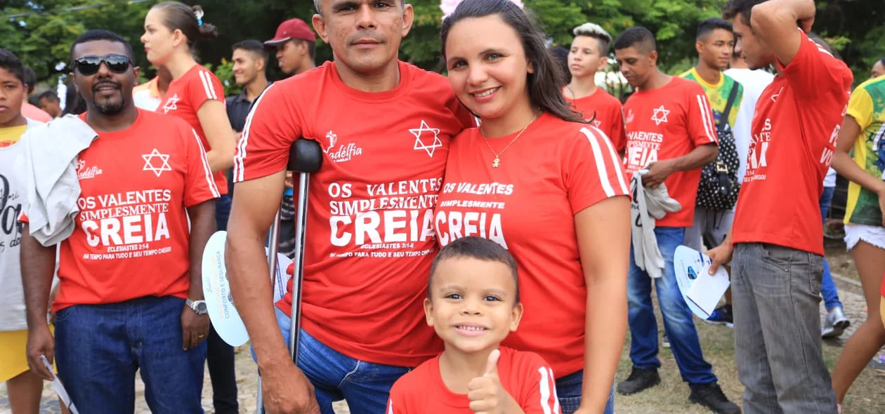 Muitas famílias participaram da marcha