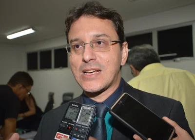 Procurador garante que município não concederá mais nenhum reajuste salarial em 2018