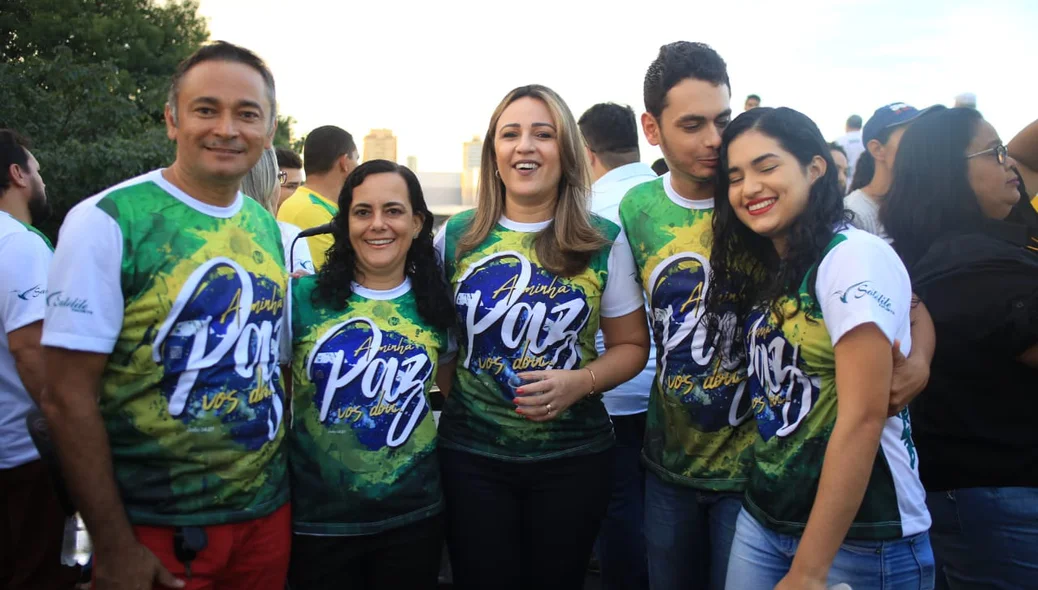 Rejane Dias participou da marcha