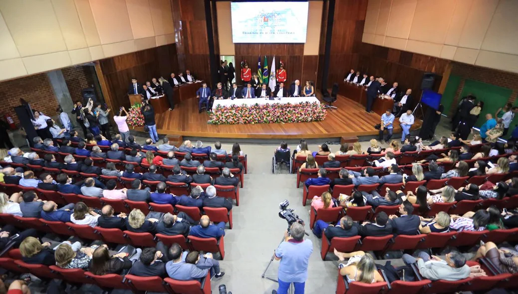 A solenidade aconteceu no auditório do TJ