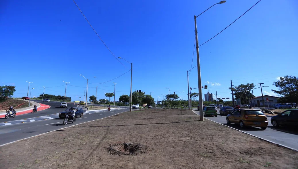 O trânsito na Avenida Padre Humberto foi liberado nesta sexta-feira