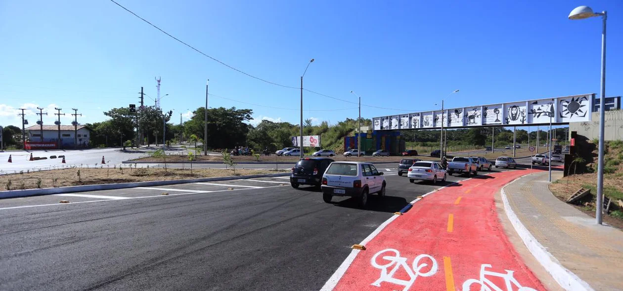 Os condutores que vêm da Ponte Wall Ferraz com destino ao bairro São João, não poderão realizar a conversão