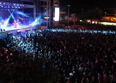 Vanessa da Mata se apresenta no Festival de Inverno de Pedro II