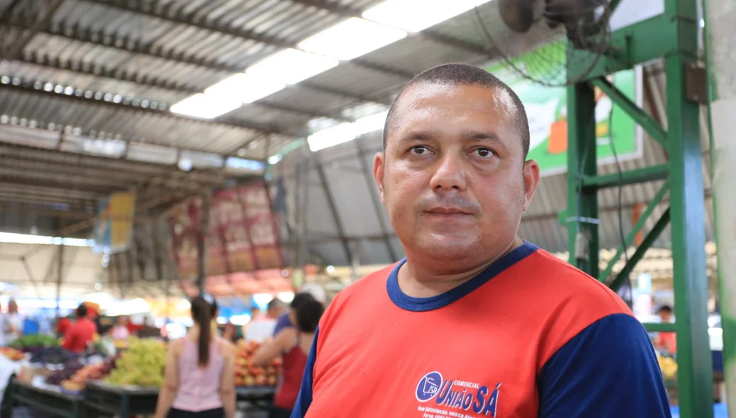 Vendedor Lindomar Bento