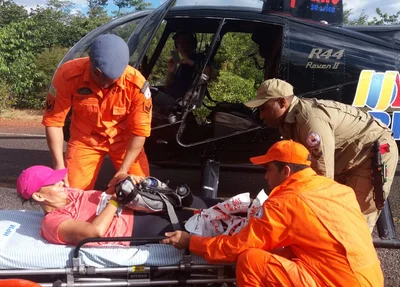 Atleta sendo atendida pelo corpo de bombeiros 