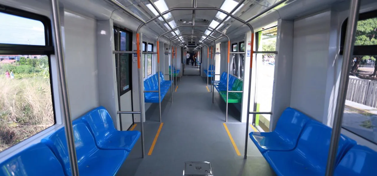 Vagão do novo VLT de Teresina