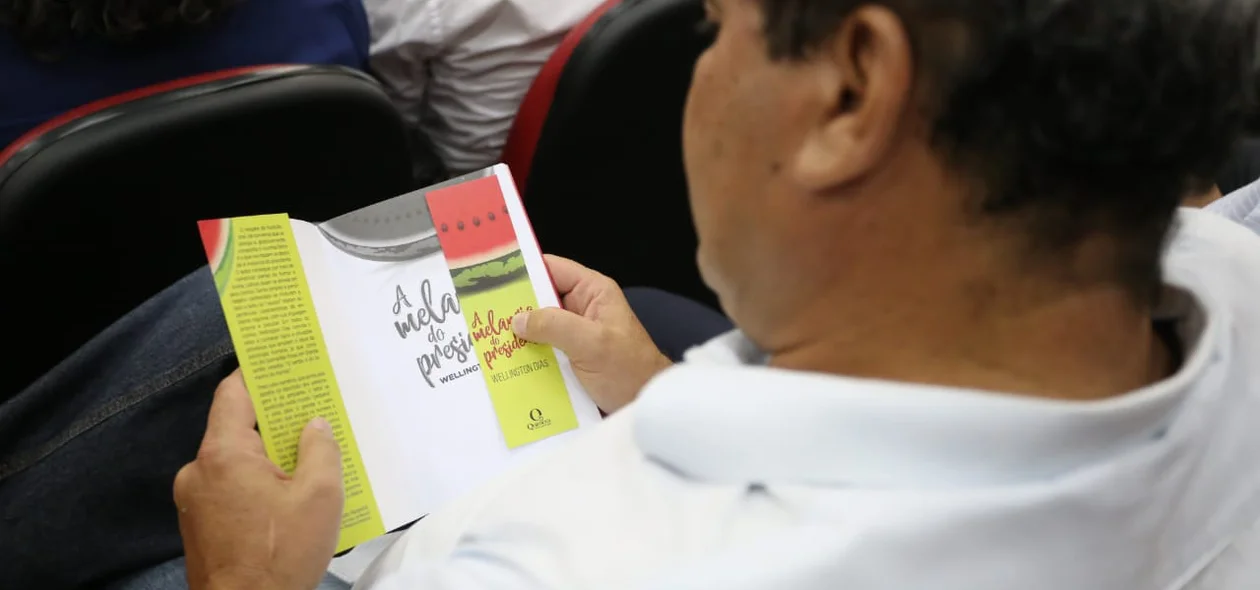 Livro "A melancia do presidente"