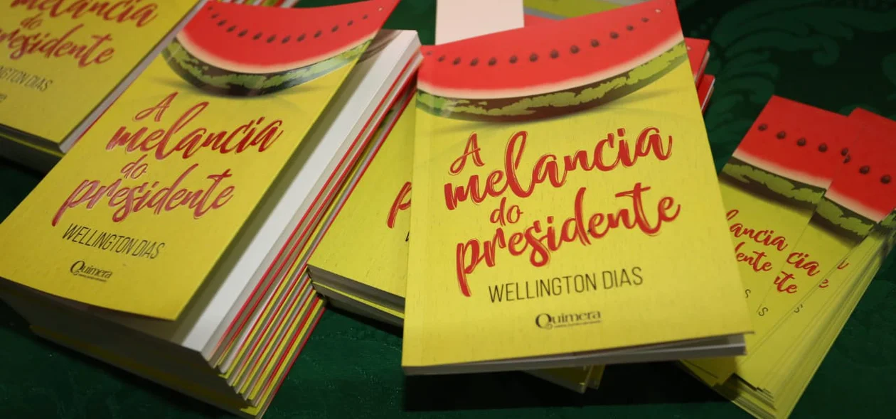Wellington Dias lança livro A melancia do presidente