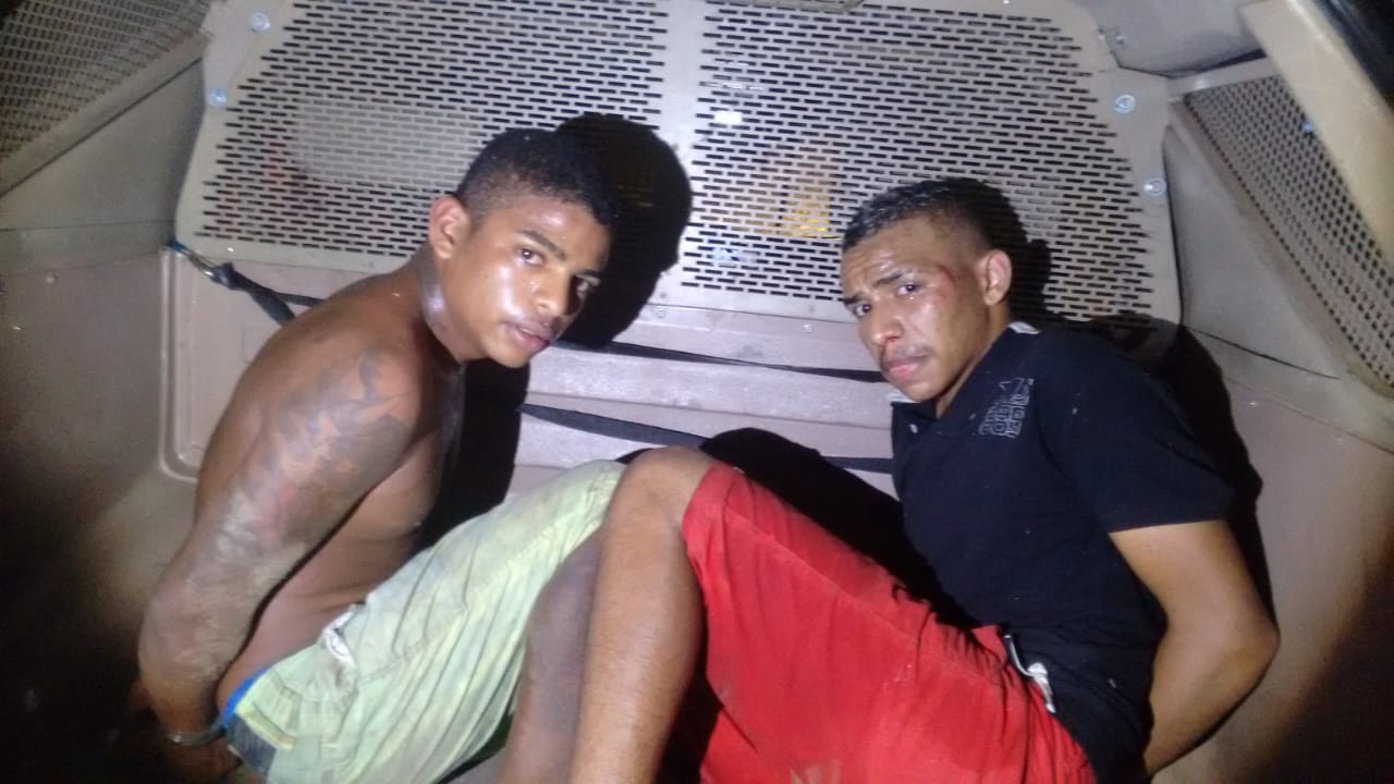 Dupla foi presa pela PM
