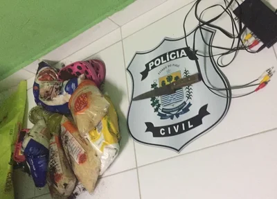 Material apreendido pela Polícia Civil