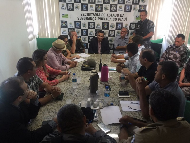 Planejamento para segurança durante a Copa do Mundo no bairro Saci