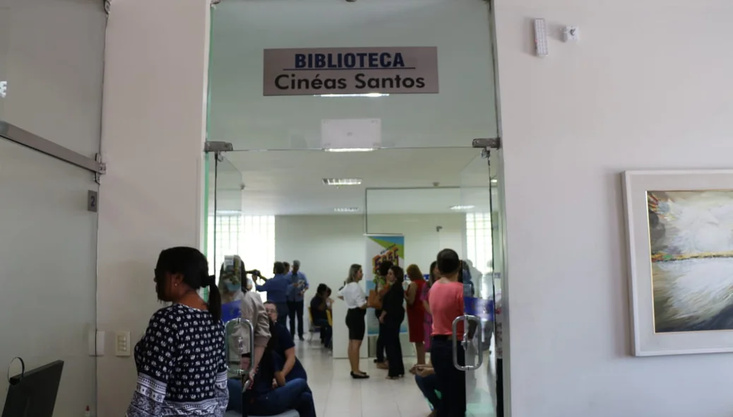 Biblioteca Cineias Santos, no Sesc da Avenida Maranhão