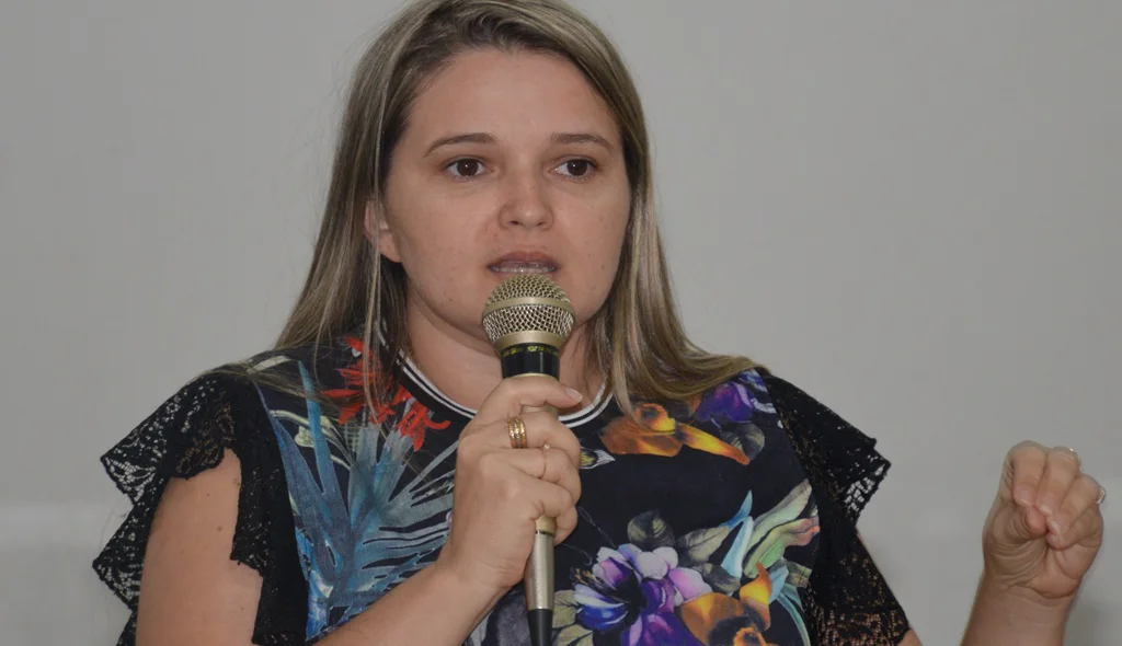 Presidente do Sindserm se cala diante da decisão do prefeito