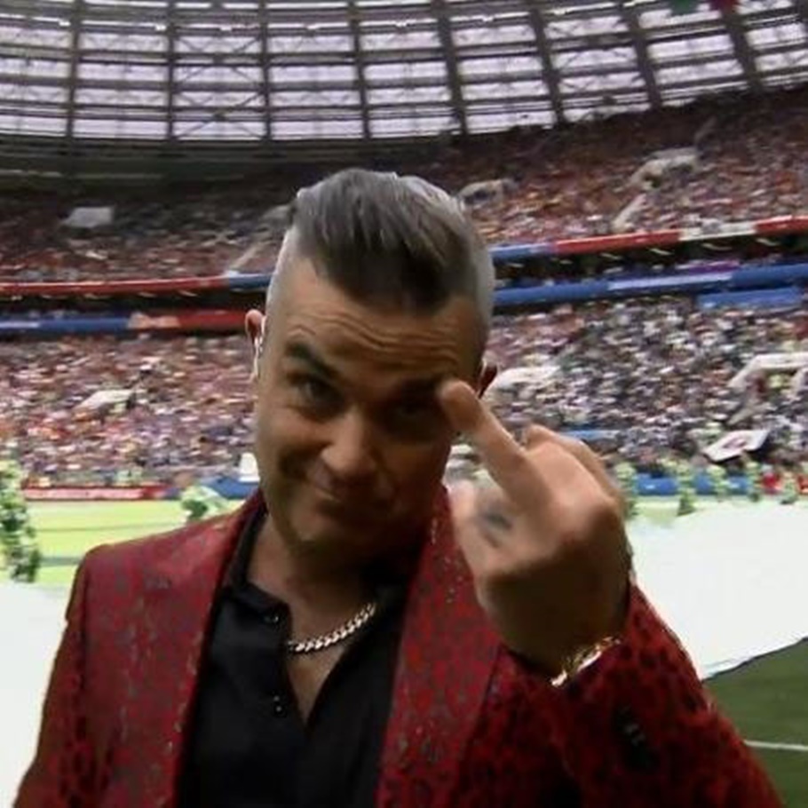 Robbie Williams em gesto nada convencional