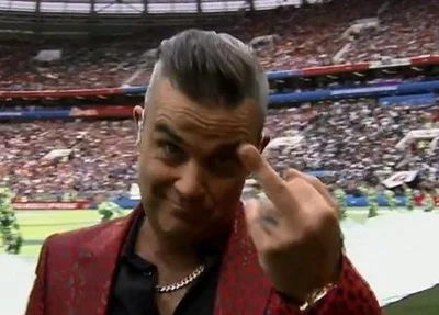 Robbie Williams em gesto nada convencional