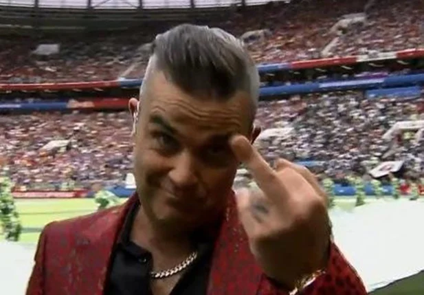 Robbie Williams em gesto nada convencional