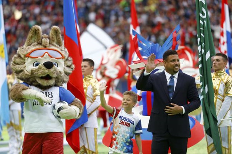 Ronaldo Fenômeno na abertura da Copa da Rússia
