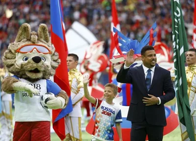 Ronaldo Fenômeno na abertura da Copa da Rússia