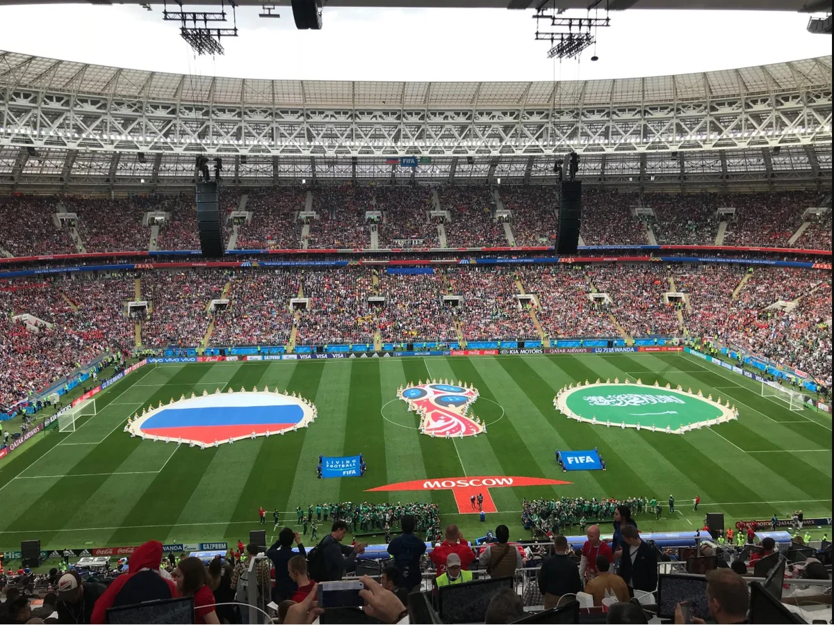 Rússia goleia Arábia Saudita no primeiro jogo da Copa