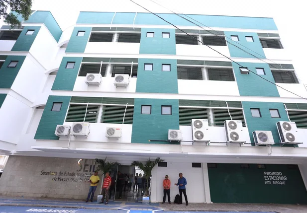 Governador Wellington Dias inaugura nova sede do Seid em Teresina