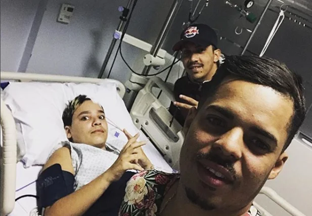 MC Pikachu internado em hospital de São Paulo 