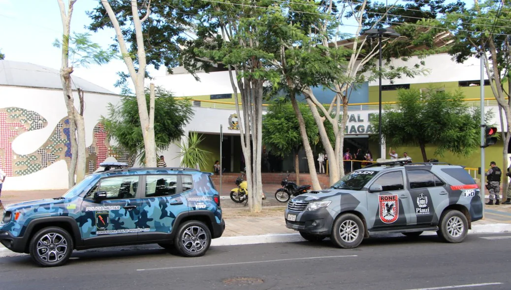 Bandidos explodem caixa eletrônico na Câmara Municipal de Teresina