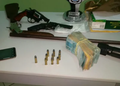 Material apreendido durante a operação