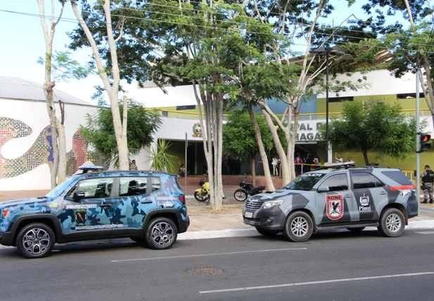 Bandidos explodem caixa eletrônico da Câmara de Teresina