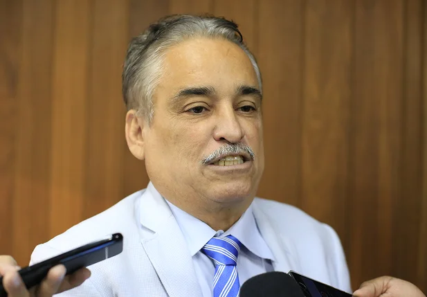 Robert Rios 