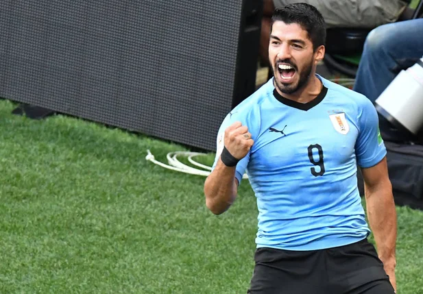 Uruguai vence Arábia Saudita e avança na Copa do Mundo