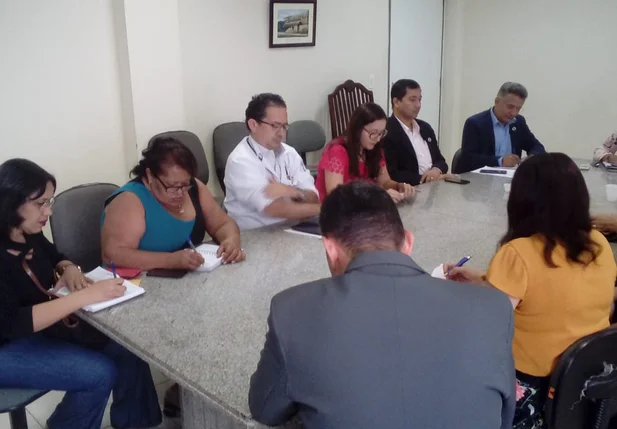 Reunião no Hospital Getúlio Vargas