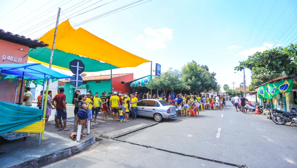 Comemoração nas ruas do Bairro dirceu I