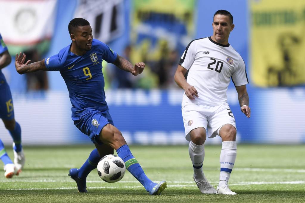 Partida entre Brasil e Costa Rica pelo grupo E da Copa do Mundo