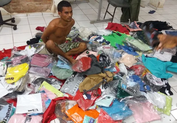 Acusado de furto é preso pela PM