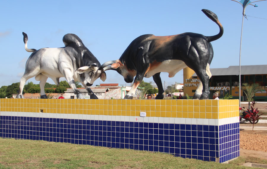 Prefeitura de Porto constrói monumento em homenagem aos Marruás