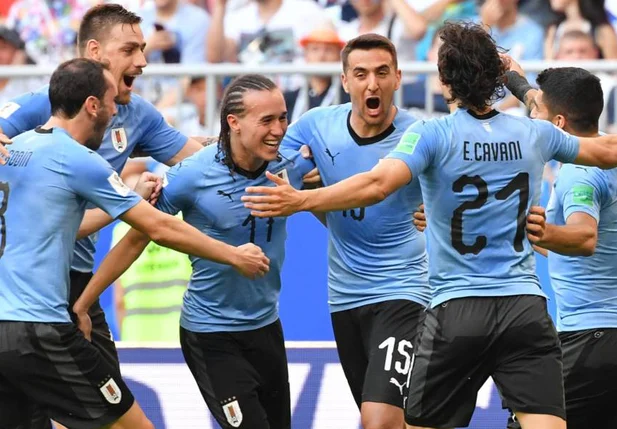 Uruguai vence a Rússia por 3 a 0 pela Copa do Mundo da Rússia