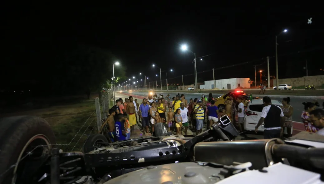 Acidente aconteceu no prolongamento da Avenida Cajuína