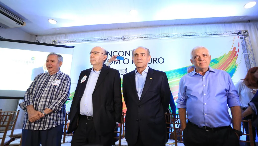 Henrique Meirelles em solenidade na sede do PMDB em Teresina
