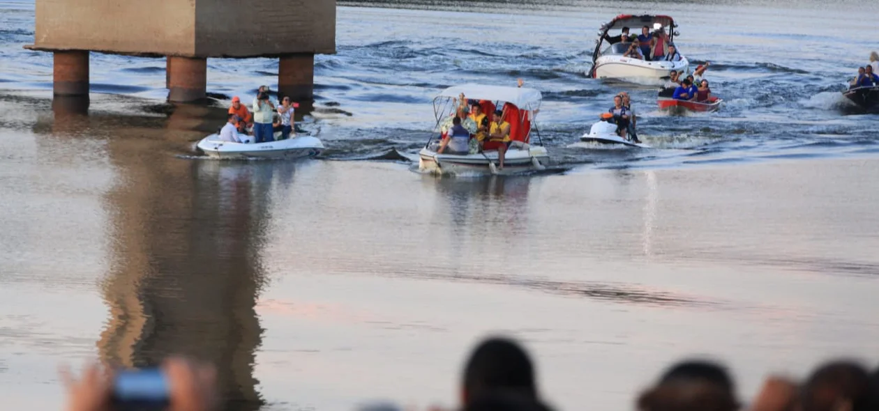 Procissão fluvial