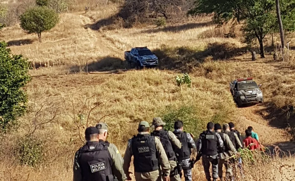 A propriedade fica próxima da divisa entre o Piauí, Pernambuco e Bahia