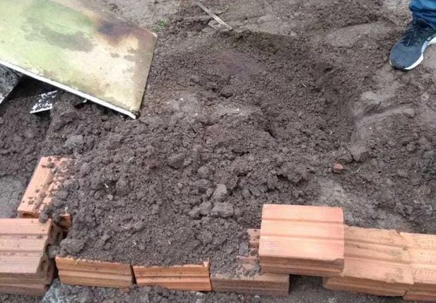 Cova onde o corpo de mulher foi encontrada no Rio Grande do Sul