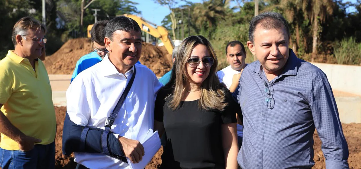 Wellington Dias e Rejane Dias visitam obra