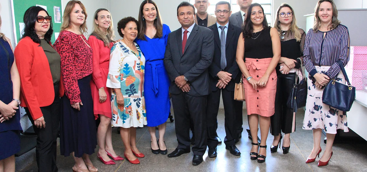 Autoridades no departamento em Teresina 
