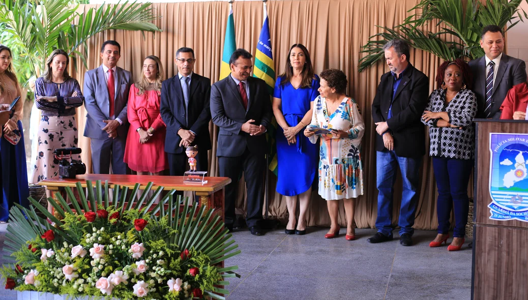 Autoridades presente na solenidade 