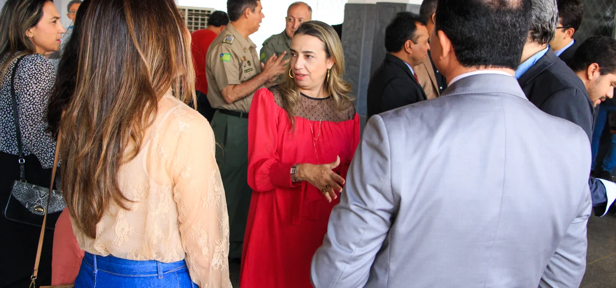 Delegados participam da solenidade em Teresina