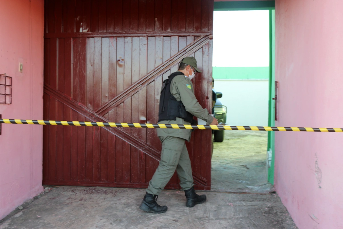 Entrada do motel onde o proprietário foi encontrado morto
