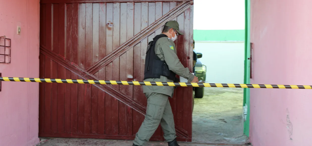 Entrada do motel onde o proprietário foi encontrado morto